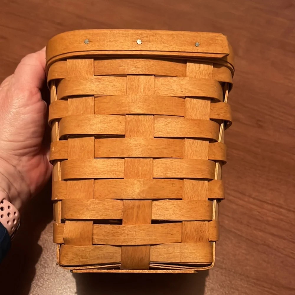 Vintage Longaberger basket 1993
